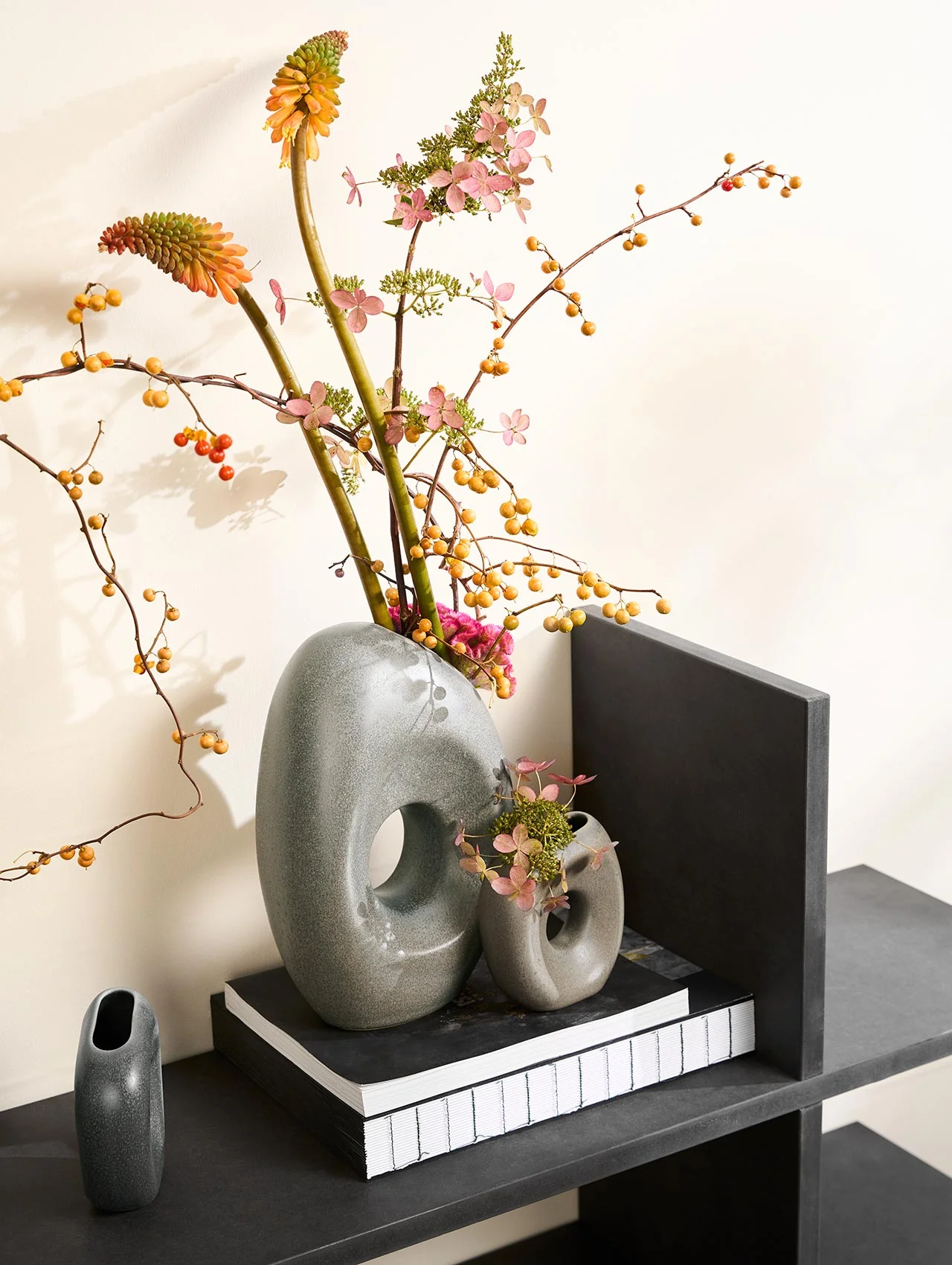 vase, urban - Image 2